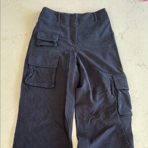 Aritzia Black Straight Leg Cargo Pants